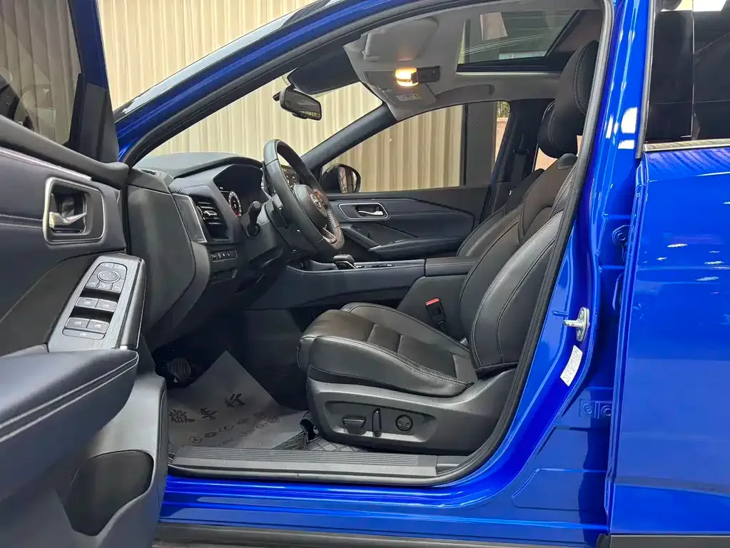 Nissan Qashqai — фото 8