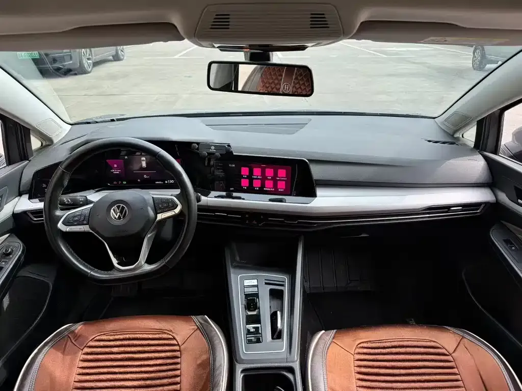 Volkswagen Golf 2021 из CN, фото 4