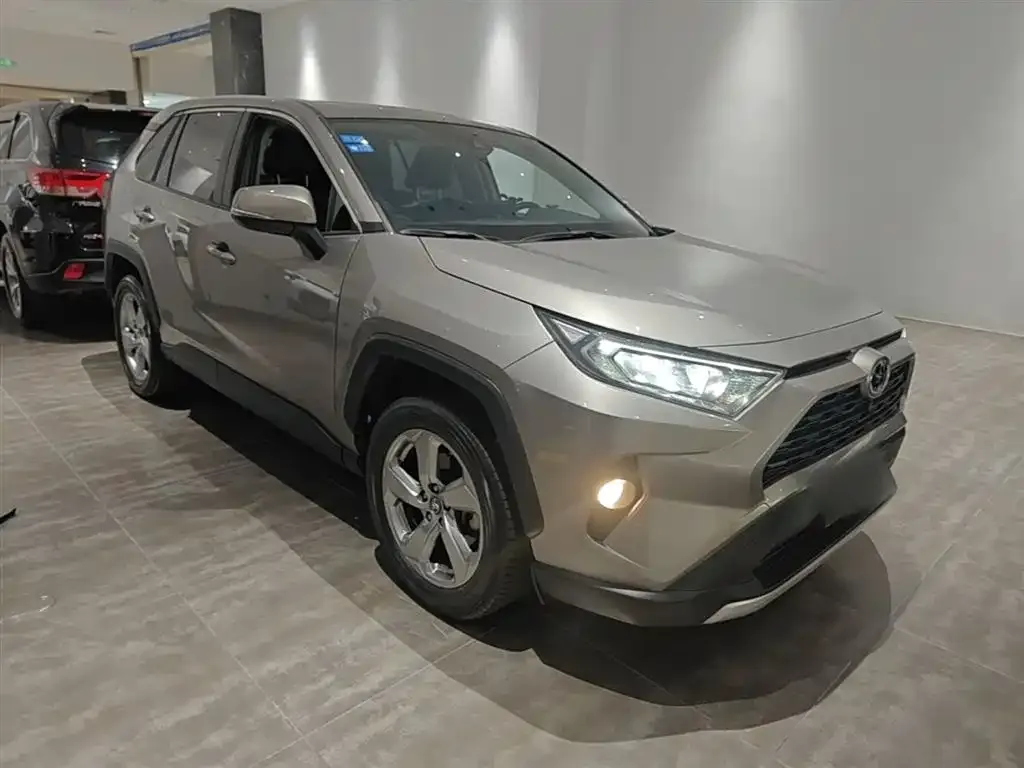 Toyota RAV4 2021 из CN, фото 3
