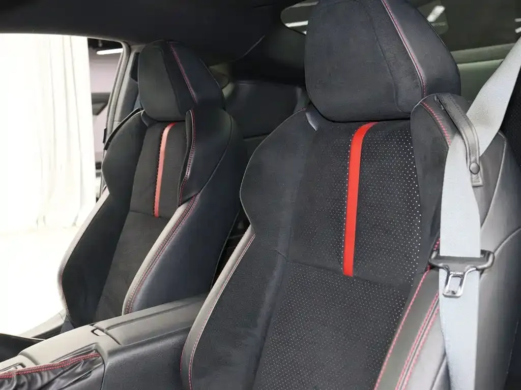 Subaru BRZ 2022 из CN, фото 8