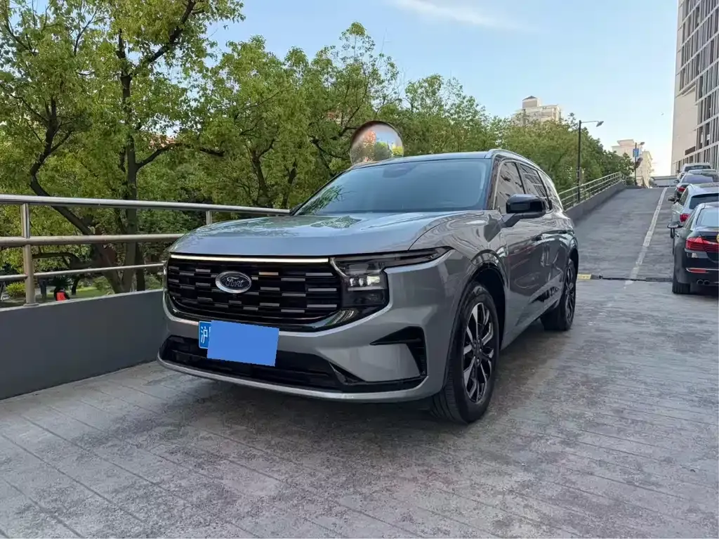 Ford Edge 2024 из CN, фото 1