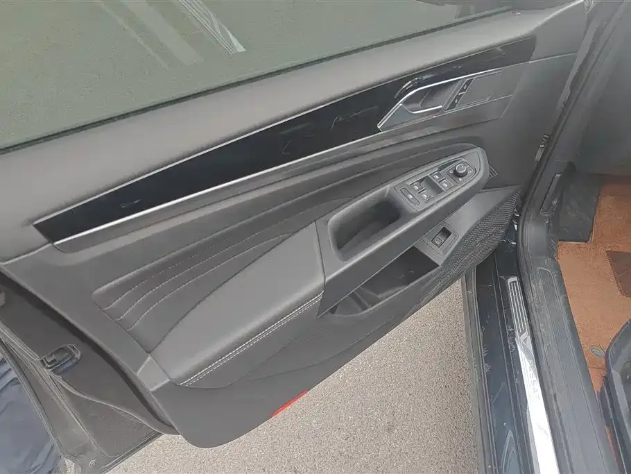 Volkswagen Passat — фото 3