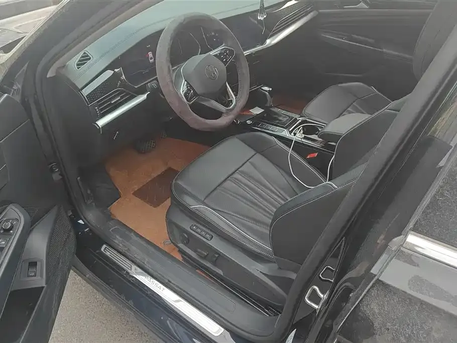 Volkswagen Passat — фото 8
