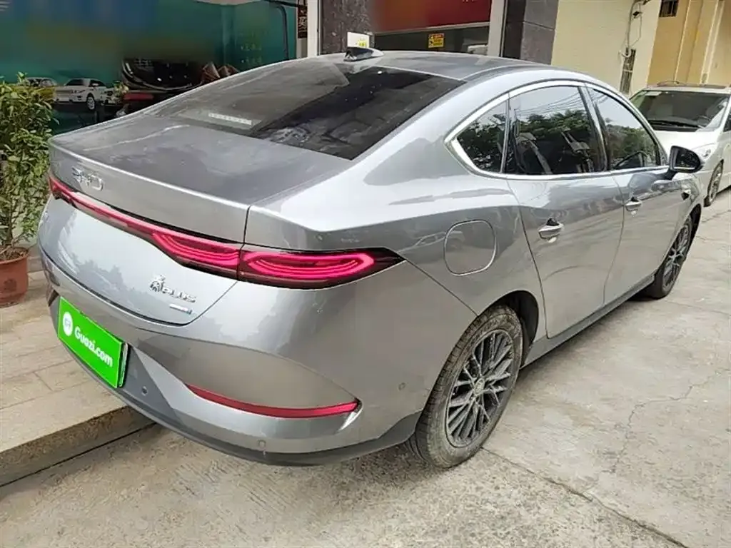 BYD Qin PLUS — фото 9