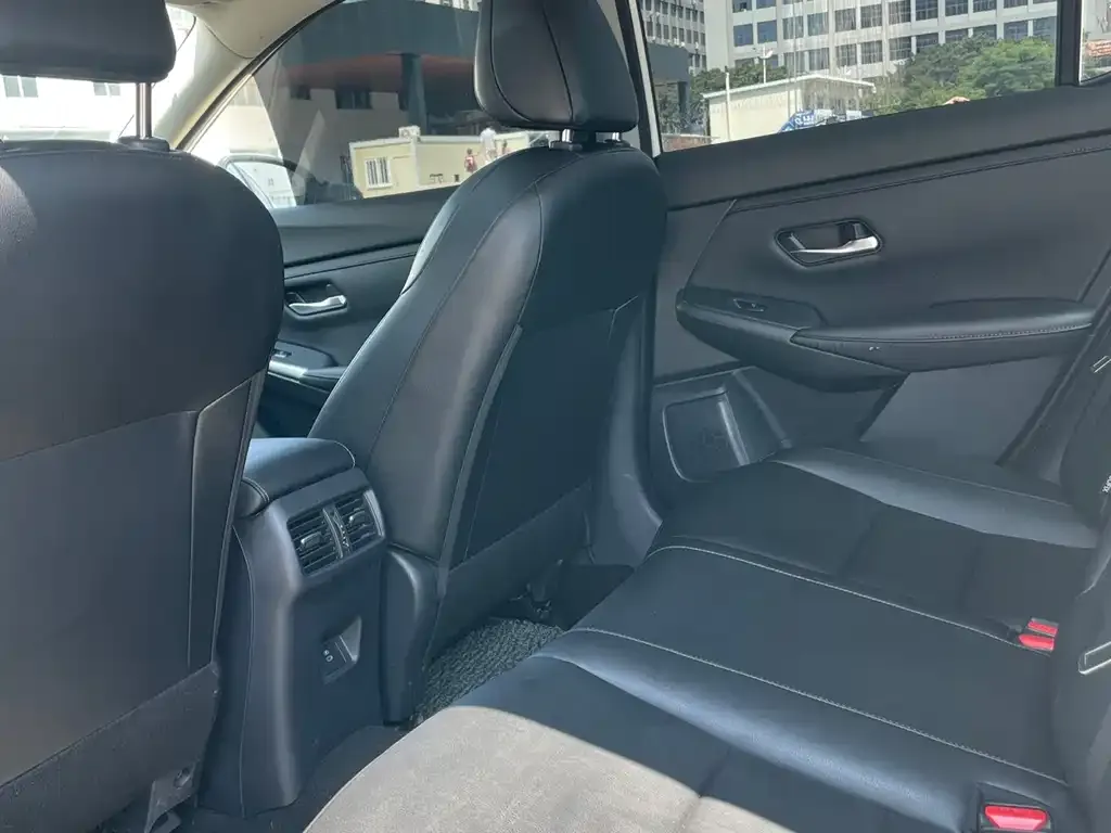 Nissan Sylphy 2024 из CN, фото 2