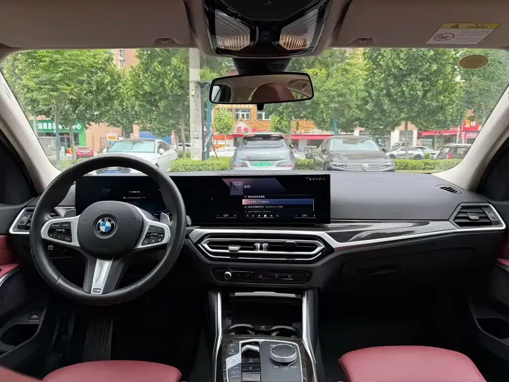 BMW 3 Series 2023 из CN, фото 2