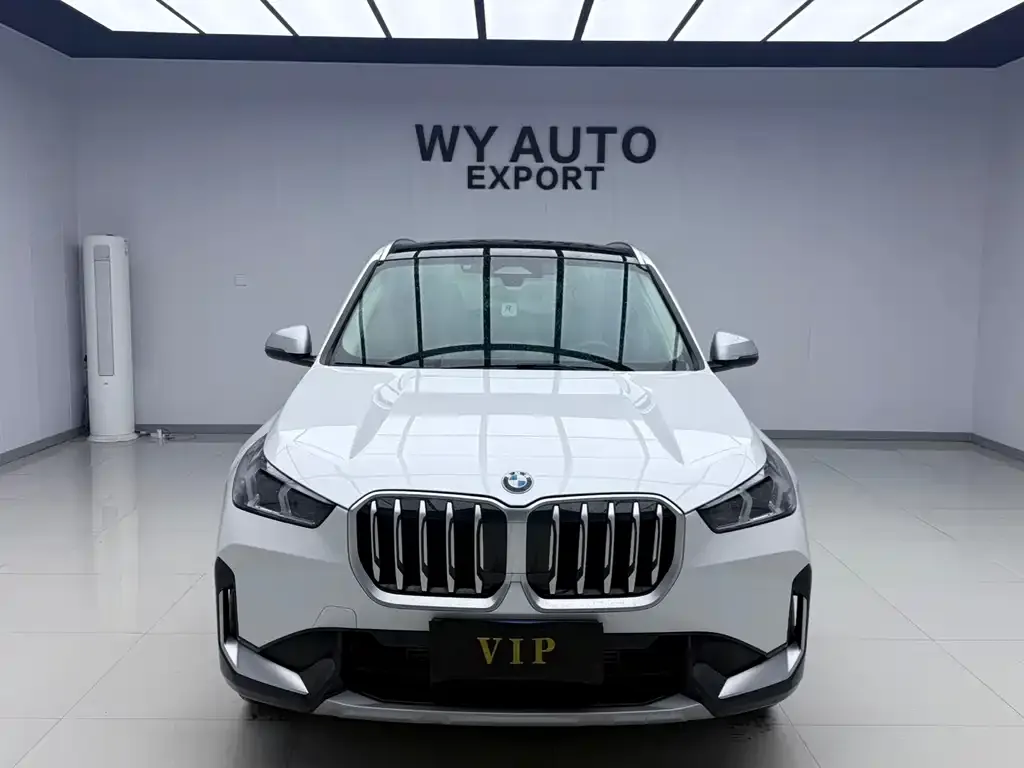 BMW X1 — фото 3