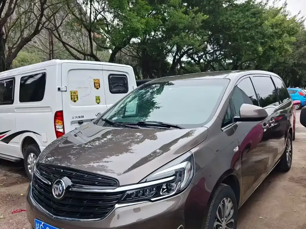Buick GL8 2022 из CN, фото 1