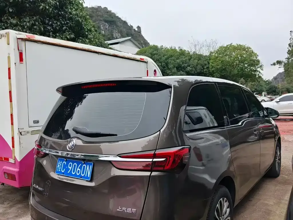 Buick GL8 2022 из CN, фото 7