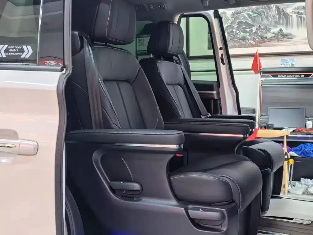 GAC Motor Trumpchi M8 — фото 10