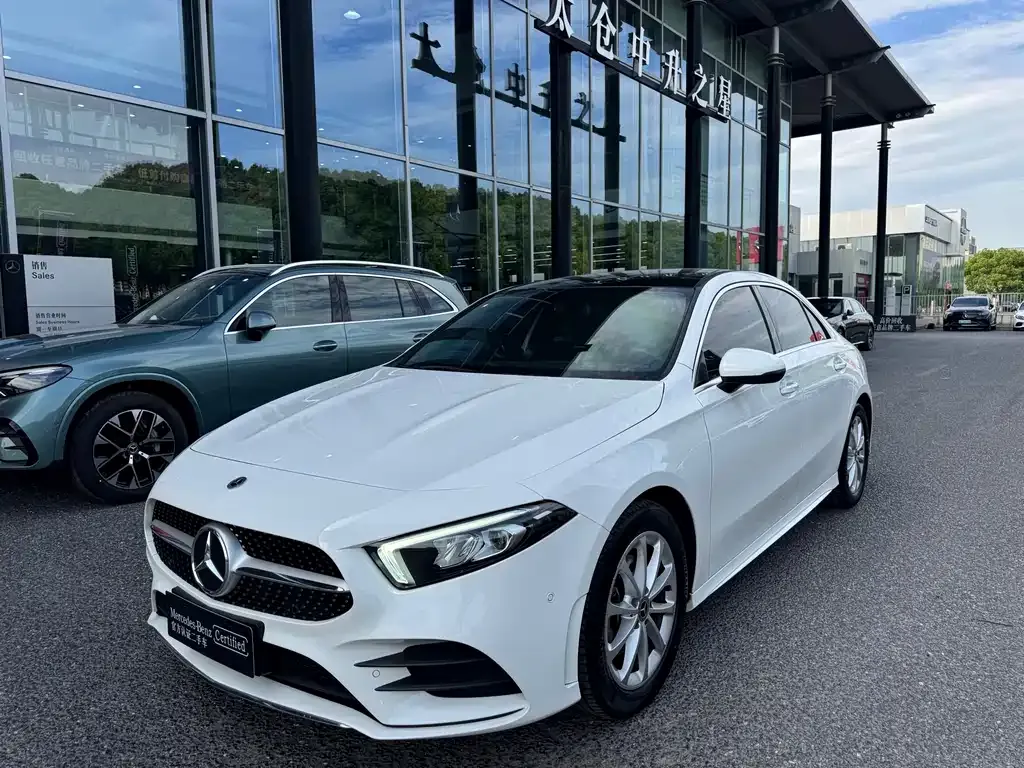 Mercedes-Benz A-Class — фото 1