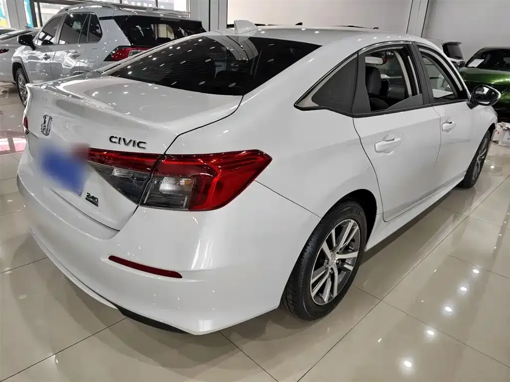 Honda Civic 2024 из CN, фото 3