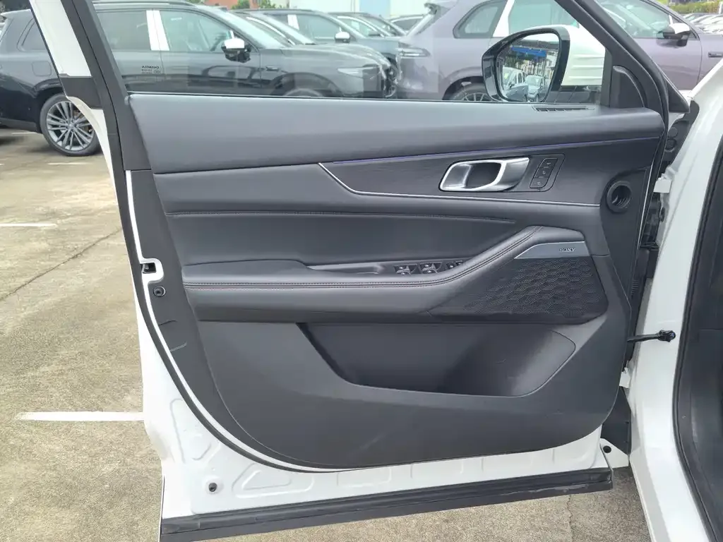 Changan UNI-K 2021 из CN, фото 7