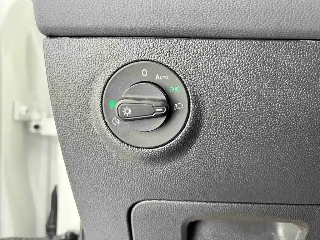 Volkswagen Tharu — фото 9