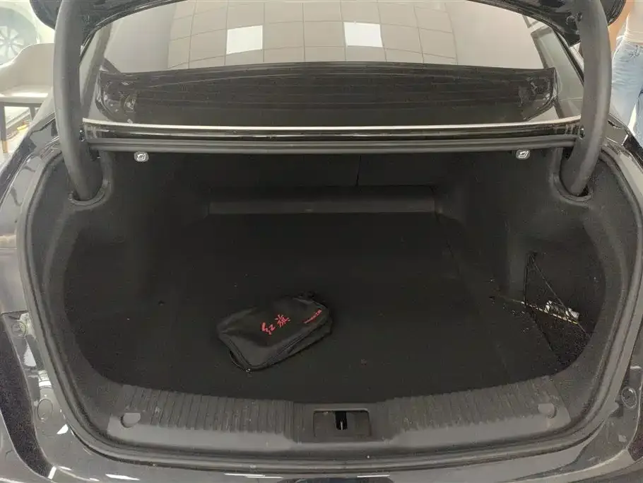 Hongqi H5 2023 из CN, фото 2