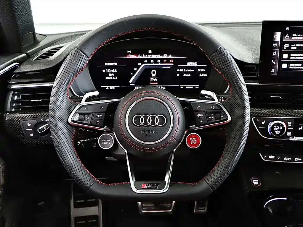 Audi S4 — фото 8