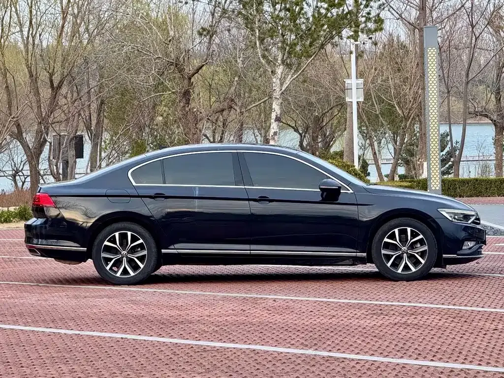 Volkswagen Magotan 2021 из CN, фото 8