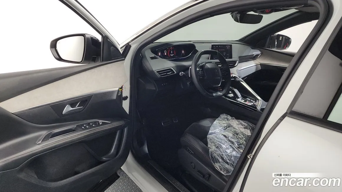 Peugeot 5008 2022 из KR, фото 9