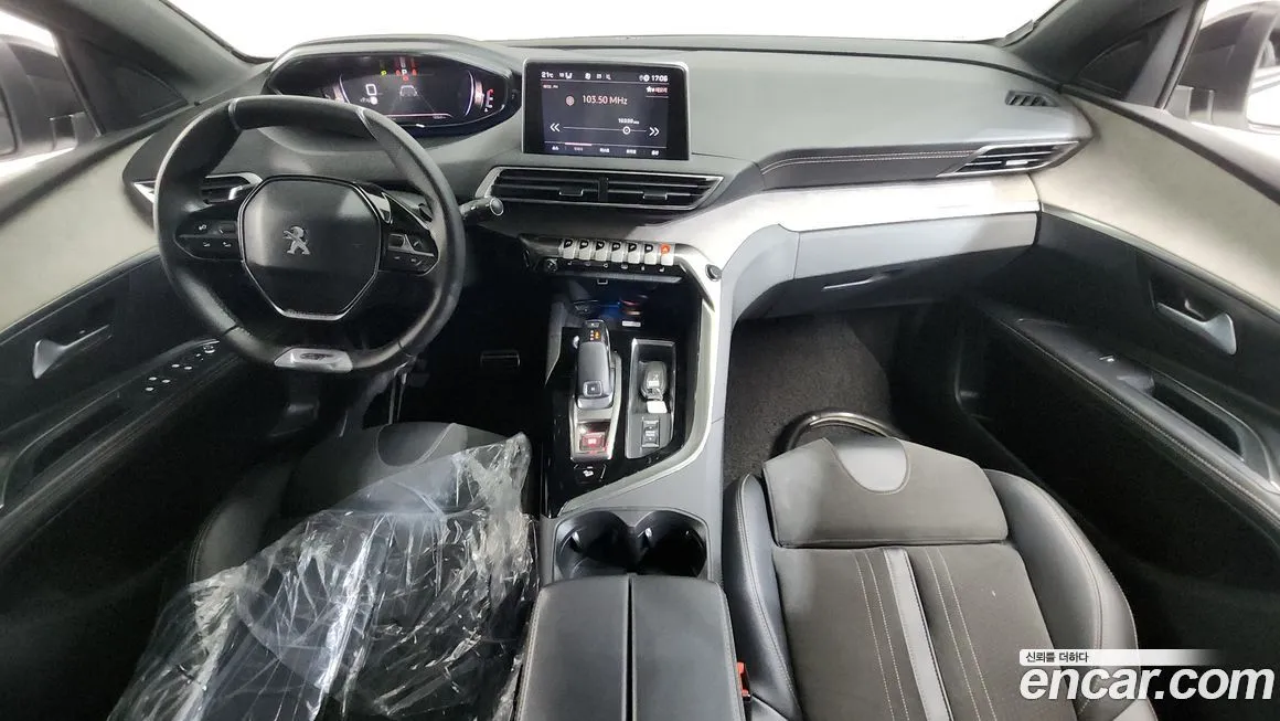 Peugeot 5008 2022 из KR, фото 10