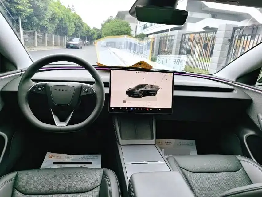 Tesla Model 3 — фото 3