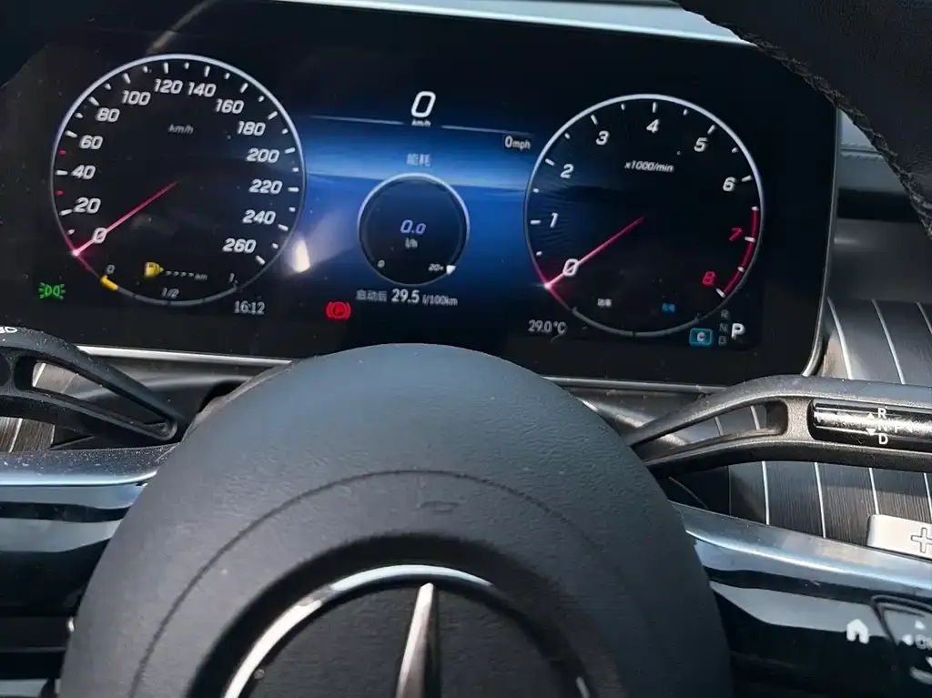 Mercedes-Benz C-Class 2024 из CN, фото 6