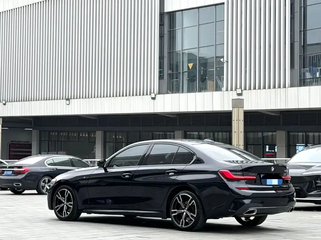 BMW 3 Series — фото 10