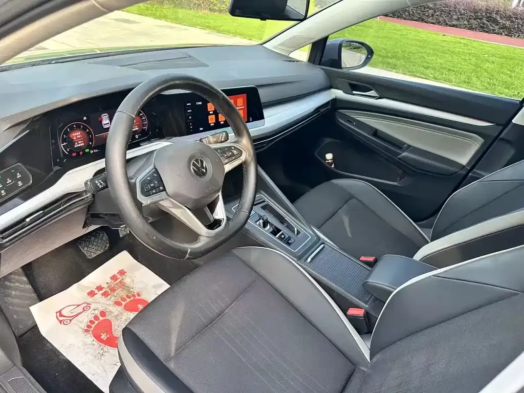Volkswagen Golf 2022 из CN, фото 7