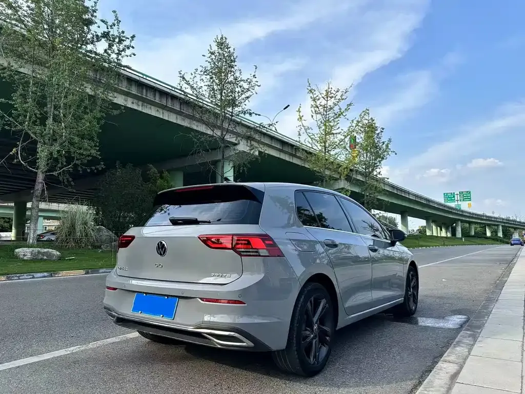 Volkswagen Golf 2022 из CN, фото 9