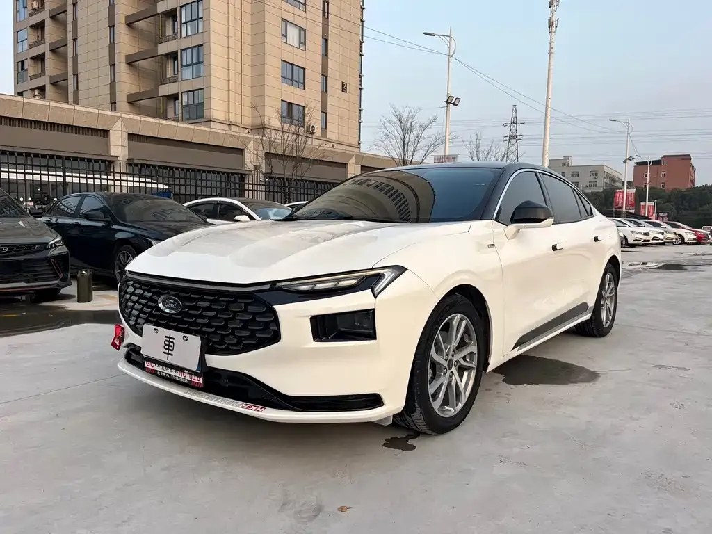 Ford Mondeo 2023 из CN, фото 1
