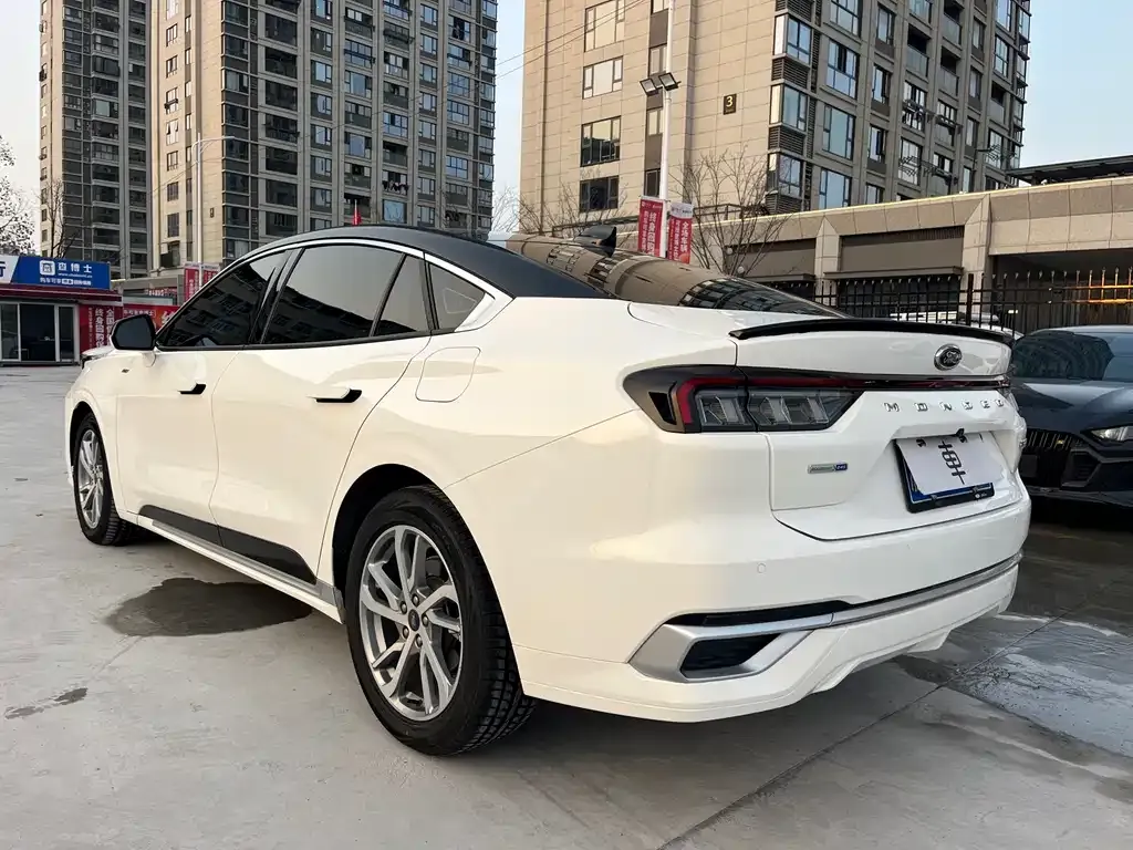 Ford Mondeo 2023 из CN, фото 10