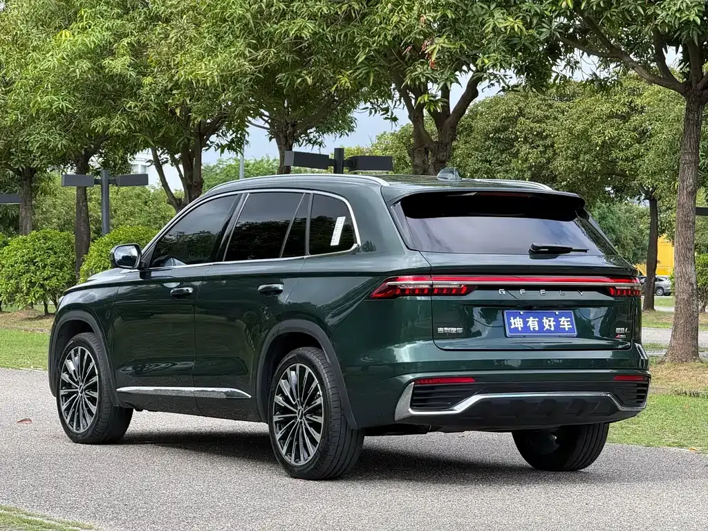 Geely Xingyue L — фото 10