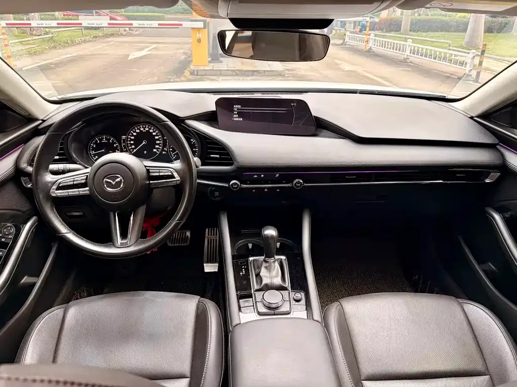 Mazda 3 Axela 2022 из CN, фото 4