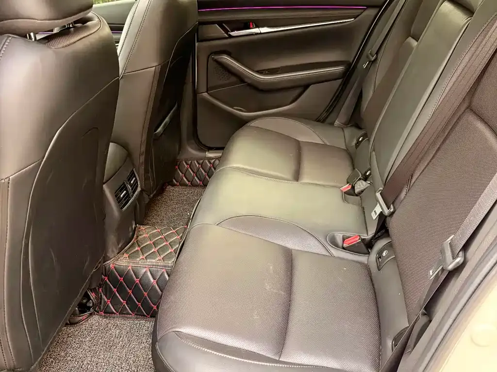 Mazda 3 Axela 2022 из CN, фото 3