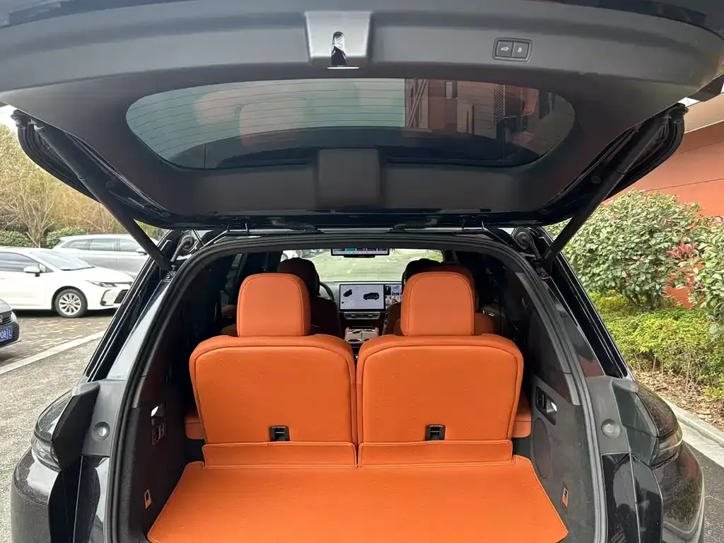 Li Auto L8 2023 из CN, фото 4