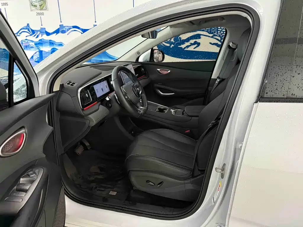 BYD Hiace 05 EV — фото 6