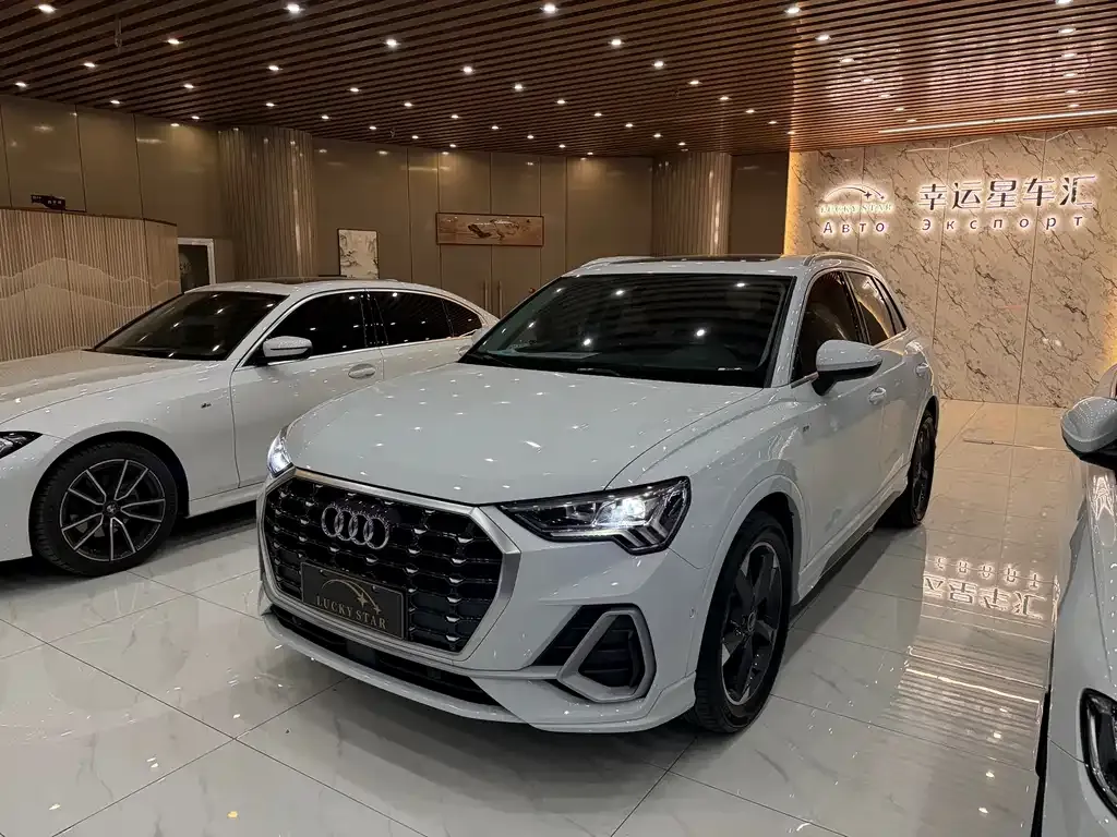 Audi Q3 2022 из CN, фото 1