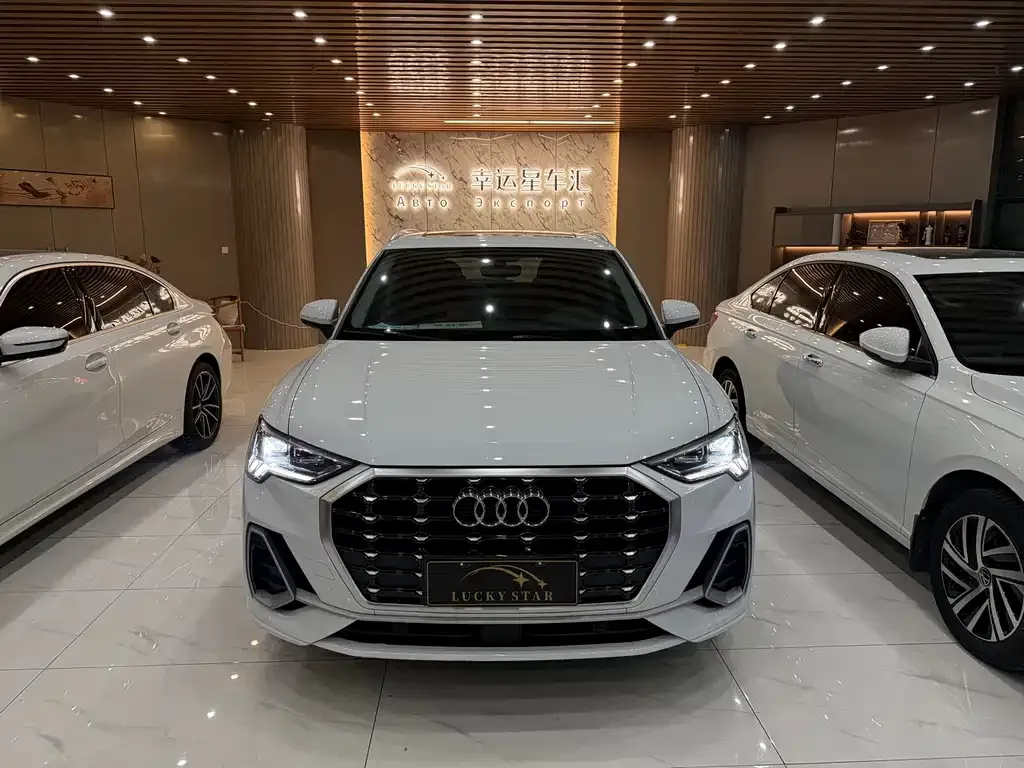 Audi Q3 2022 из CN, фото 9