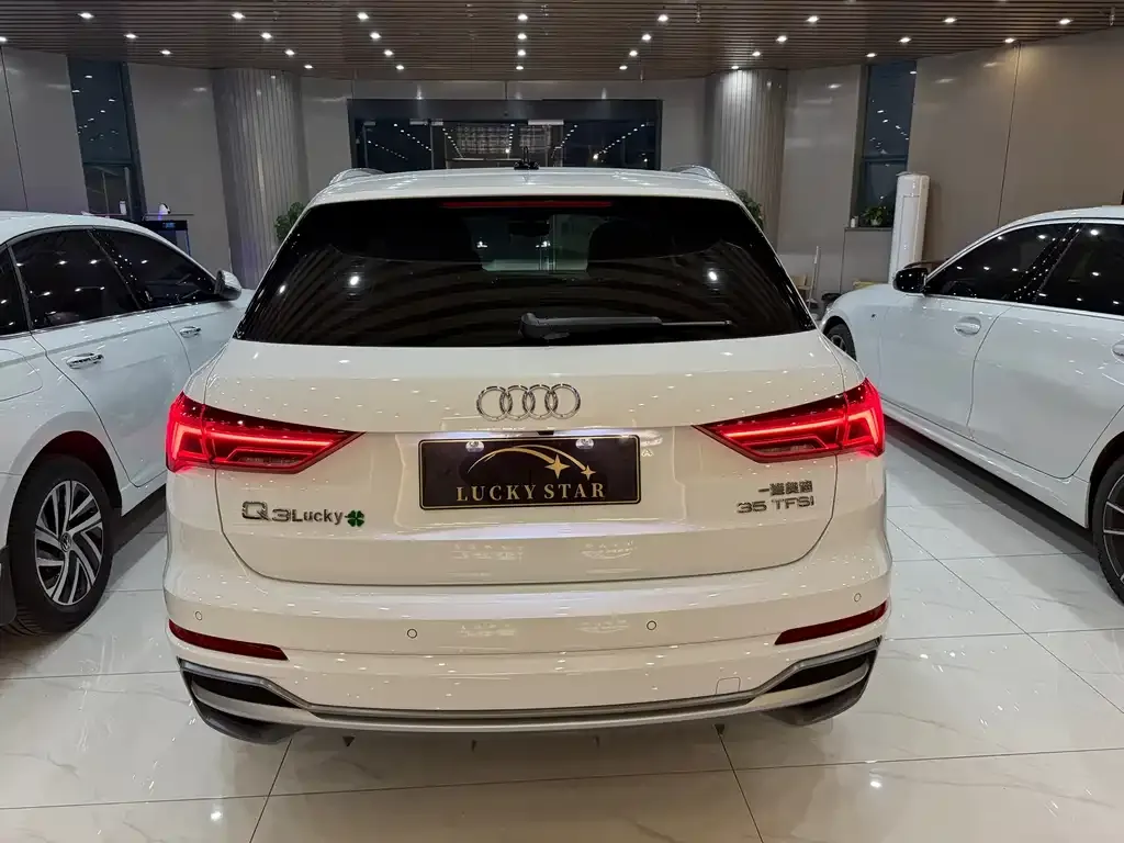 Audi Q3 2022 из CN, фото 4