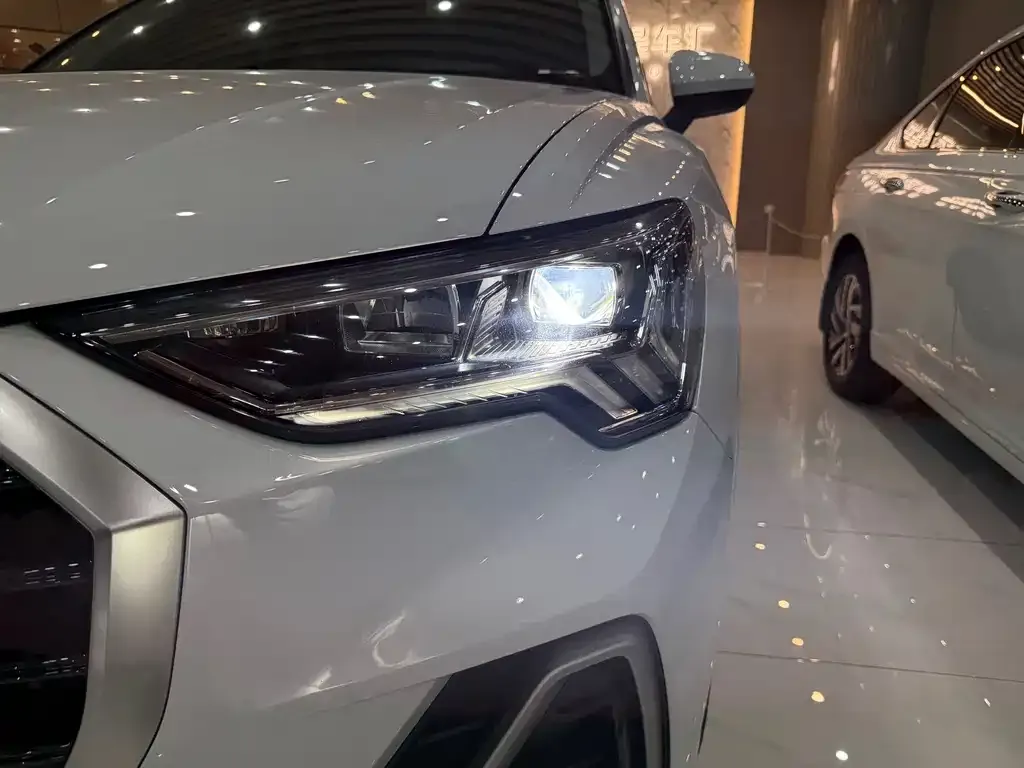 Audi Q3 2022 из CN, фото 3