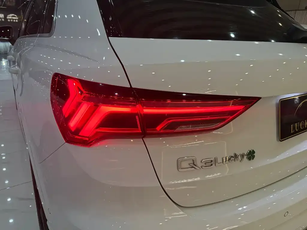 Audi Q3 2022 из CN, фото 2