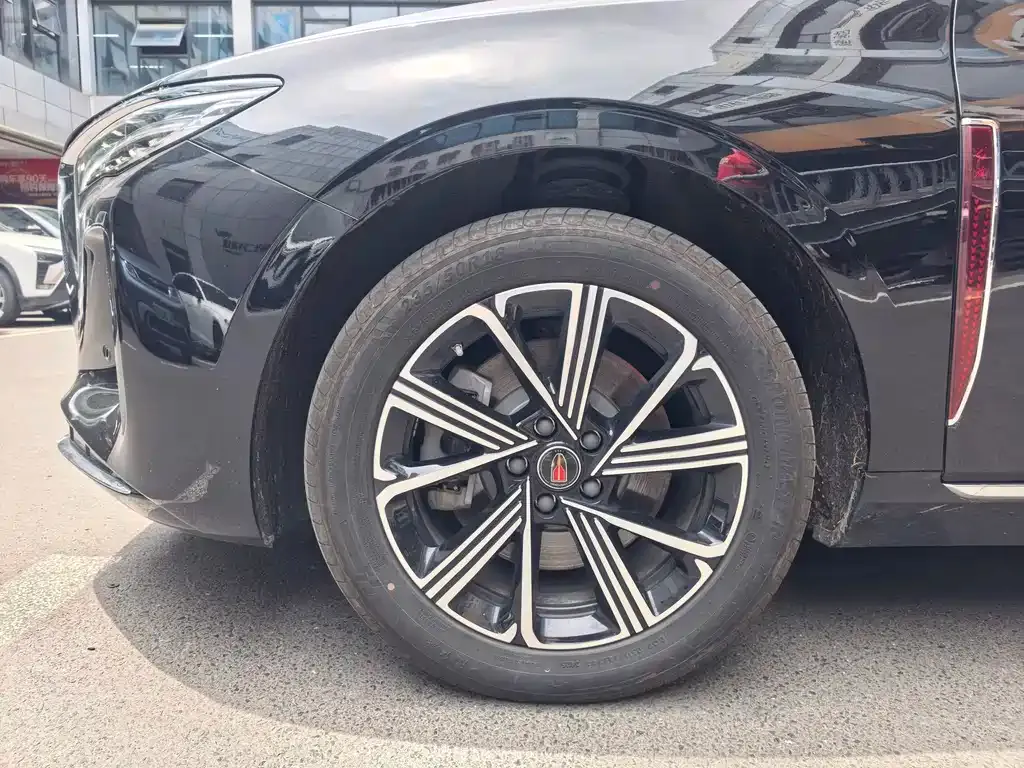 Hongqi H5 PHEV 2025 из CN, фото 7