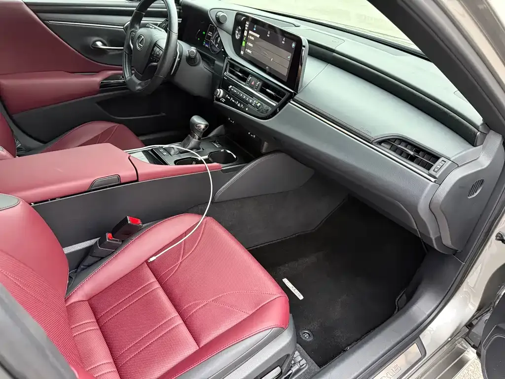 Lexus ES 2023 из CN, фото 3