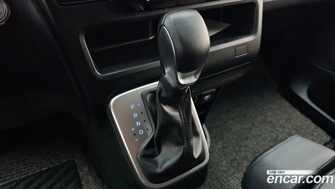 Hyundai Staria — фото 4