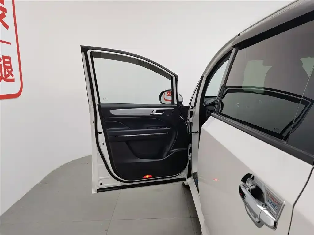 GAC Motor Trumpchi M6 2021 из CN, фото 2