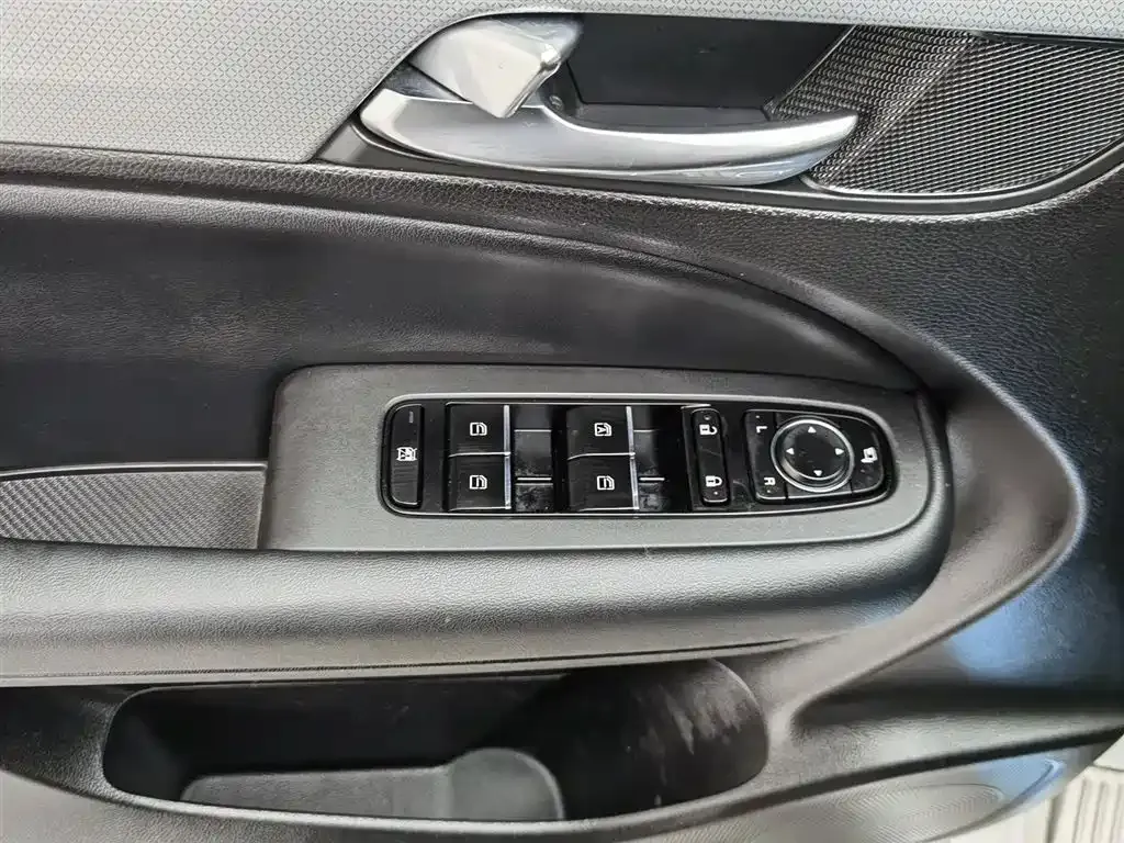 GAC Motor Trumpchi M6 2021 из CN, фото 9