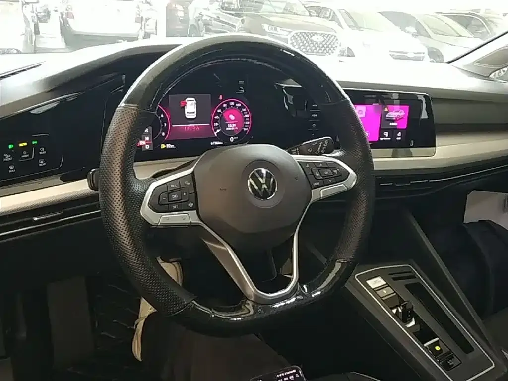 Volkswagen Golf 2022 из CN, фото 6