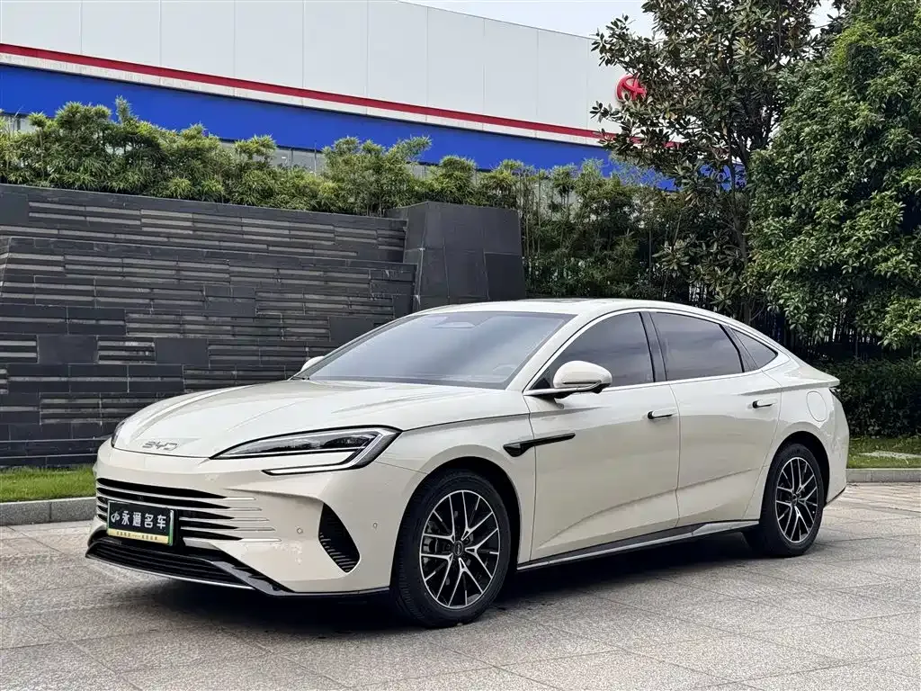 BYD Seal 07 DM-i 2025 из CN, фото 1