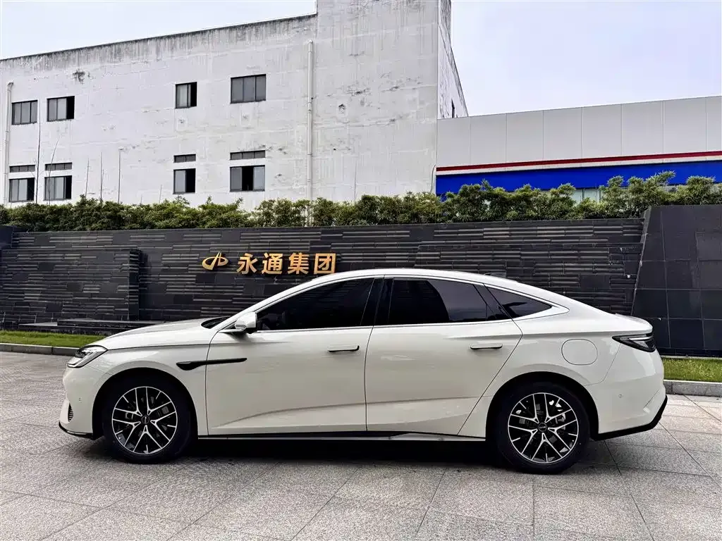 BYD Seal 07 DM-i 2025 из CN, фото 6