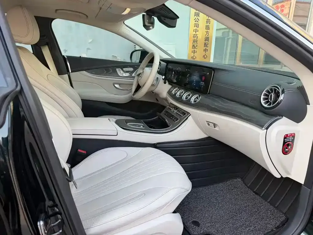 Mercedes-Benz CLS — фото 5
