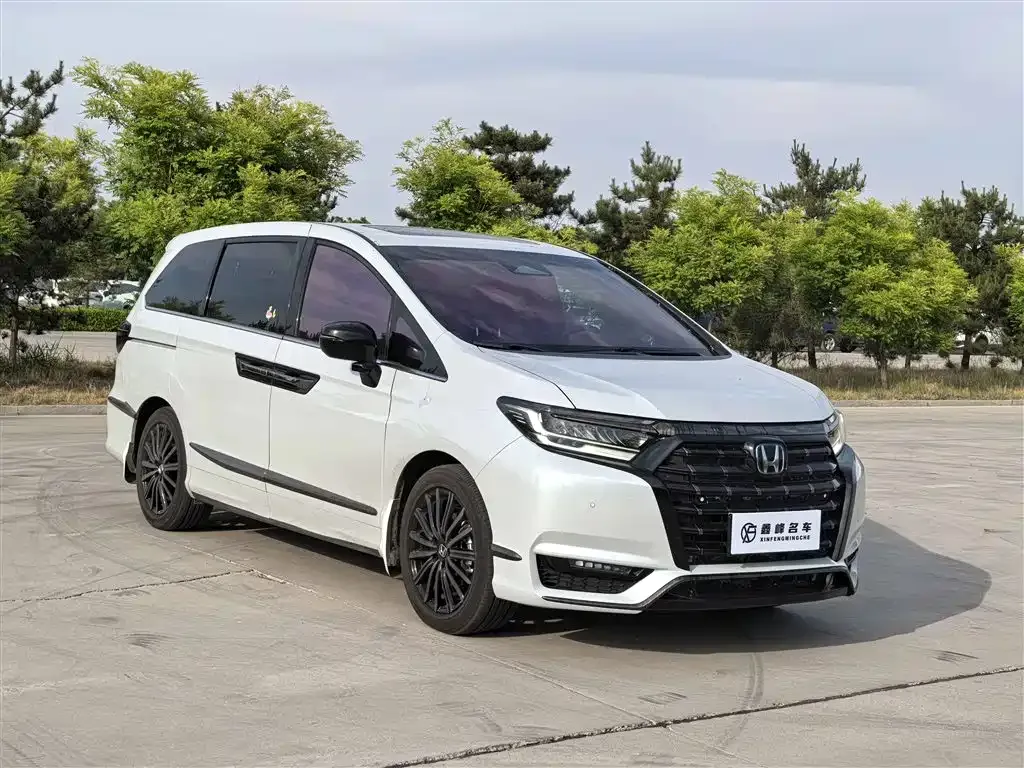 Honda Elysion 2025 из CN, фото 8